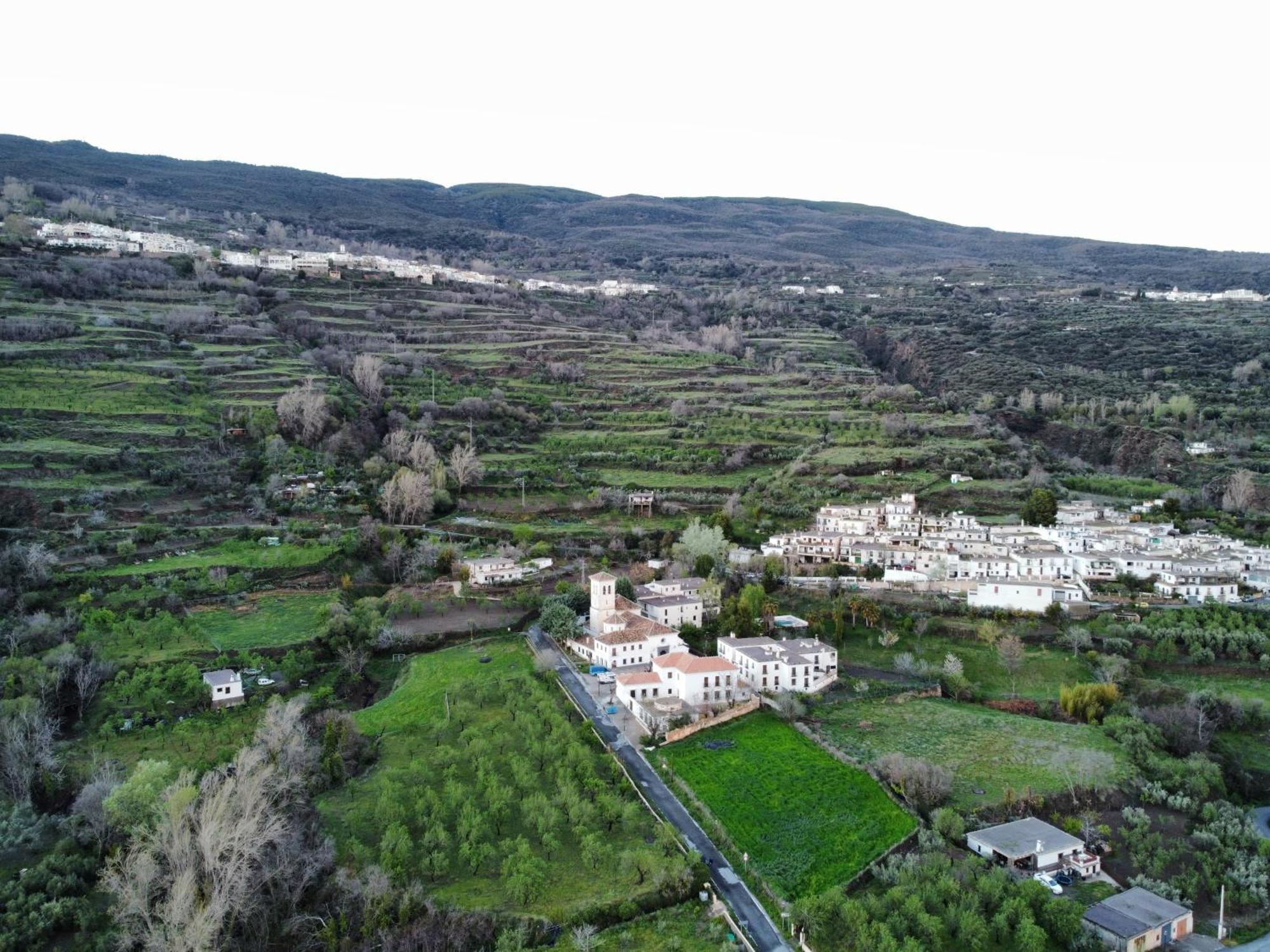 Valle De La Calma - Apartamentos Rurales De Mecina Granada Exterior foto